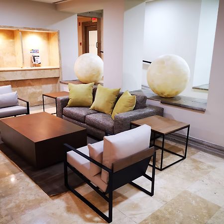 Holiday Inn Reynosa Zona Dorada Buitenkant foto